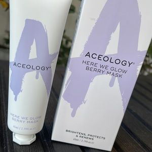 Aceology - Here We Glow Berry Mask
